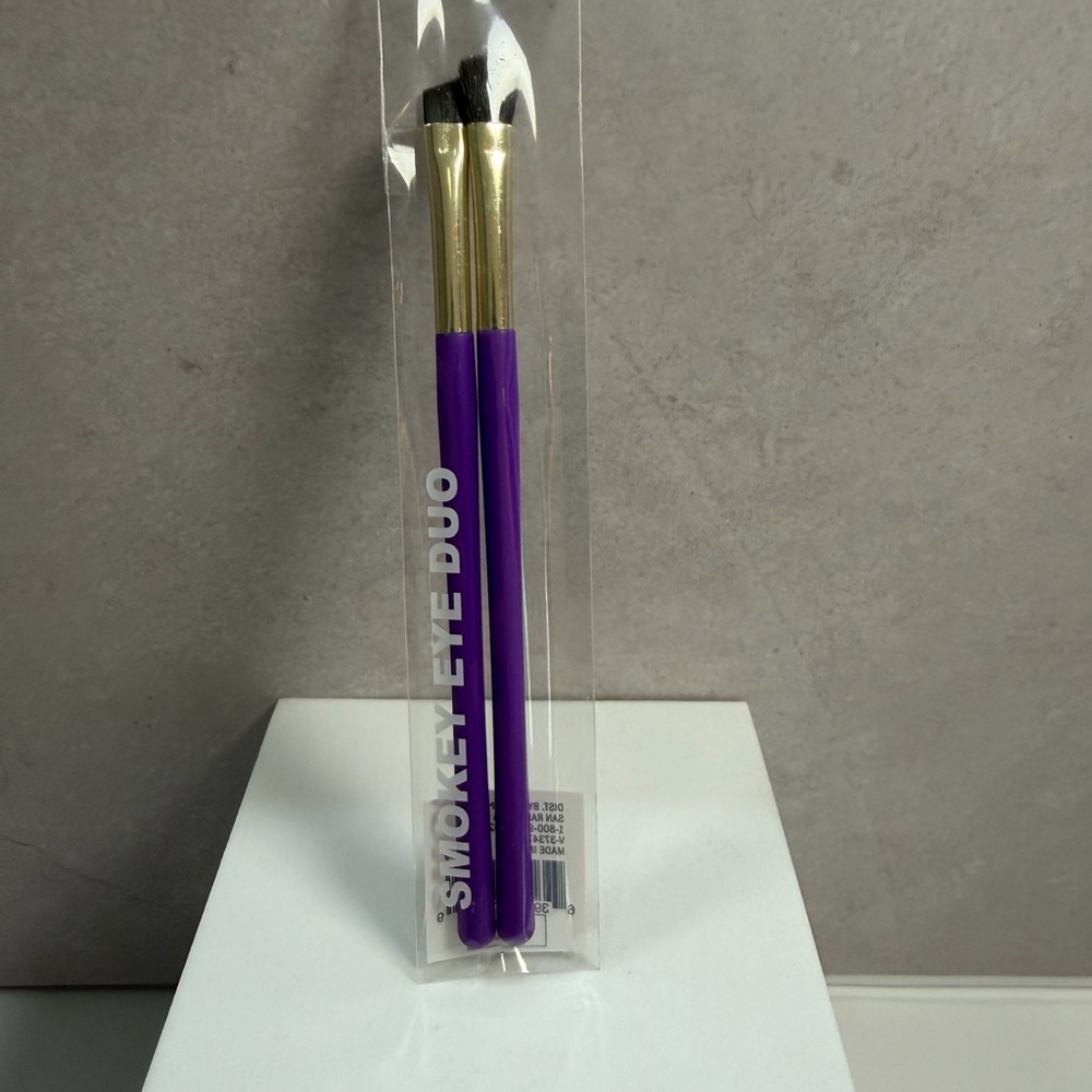 🩷5/$10 Purple Smokey Eye Duo Brushes
